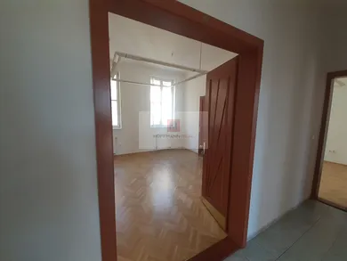 Na prenájom komerčné, 166 m², Bratislava-Staré Mesto, Štefánikova