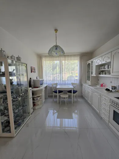 Na predaj dom, 398 m², Smolenice, Jahodnícka