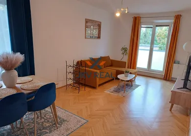 Mieszkania na wynajem, 2-pokojowe, Žilina · €650