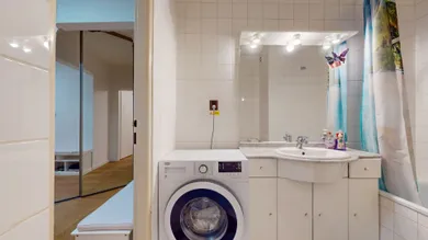 Na prenájom 2-izbový byt, 53 m², Bratislava-Vrakuňa, Dvojkrížna