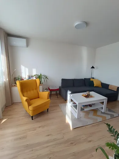 Byty na predaj 2-izbový, Trenčín · €174 500