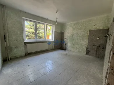 Na predaj 4-izbový dom, 100 m², Šaľa, Železničná