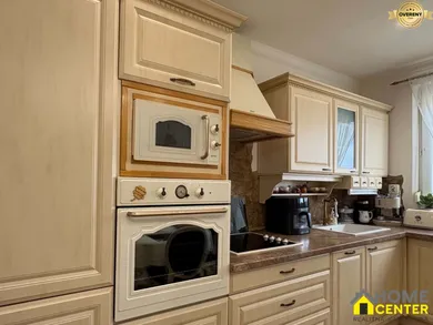 Na predaj 3-izbový byt, 64 m², Komárno