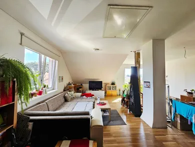 Na predaj 7-izbový dom, 140 m²