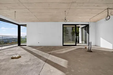 Na predaj 5-izbový byt, 146 m², Bratislava-Staré Mesto, Bartókova