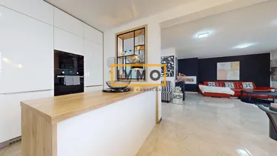 Domy na sprzedaż, 6-pokojowe, Štvrtok na Ostrove · €580 000