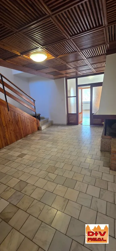 Na predaj dom, 410 m², Bratislava-Nové Mesto, Ambrova