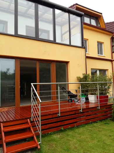 Na prenájom dom, 288 m², Bratislava-Nové Mesto, Riazanská