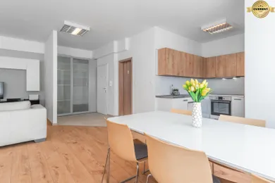 Na predaj 3-izbový byt, 85 m², Bratislava-Ružinov, Trnavská cesta