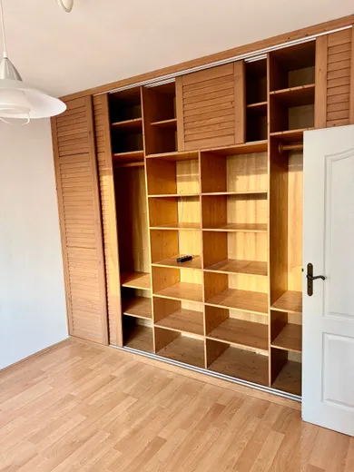 Na predaj 3-izbový byt, 74 m², Trnava, Ulica Teodora Tekela