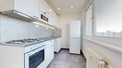 Byty na predaj 2-izbový, Bratislava-Vrakuňa · €179 000