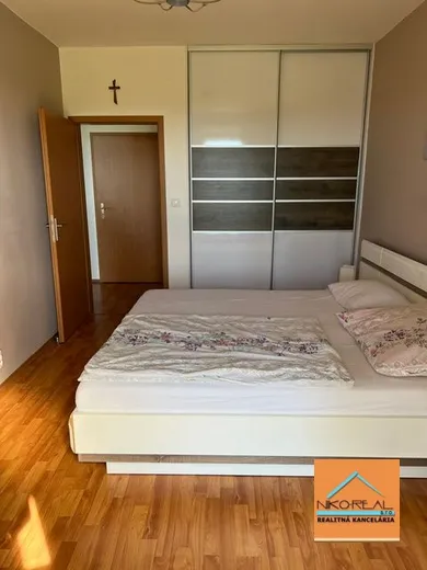 Na predaj 2-izbový byt, 59 m², Bratislava-Záhorská Bystrica