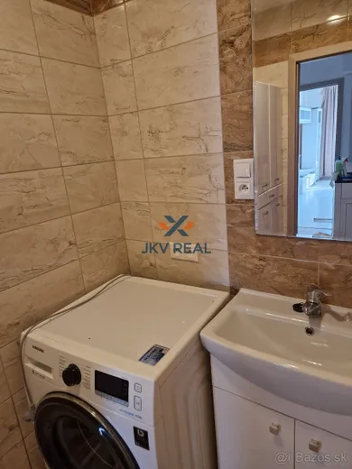 Na prenájom 3-izbový byt, 78 m², Prešov, Švábska 52