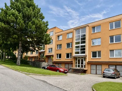 Mieszkania na sprzedaż, 3-pokojowe, Prievidza · €138 000