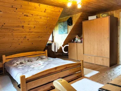 Na predaj 3-izbový rekreačný dom, 88 m², Vrútky, Hlboká cesta
