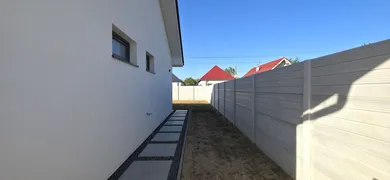 Na predaj 2-izbový dom, 105 m², Horné Zelenice