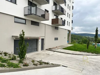 Na prenájom komerčné v Považská Bystrica · €714 · Novostavba