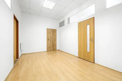 Na predaj objekt, 85 m², Dolný Kubín, Hviezdoslavovo námestie
