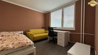 Na prenájom 1-izbový byt, 35 m², Nitra, Ľudovíta Okánika