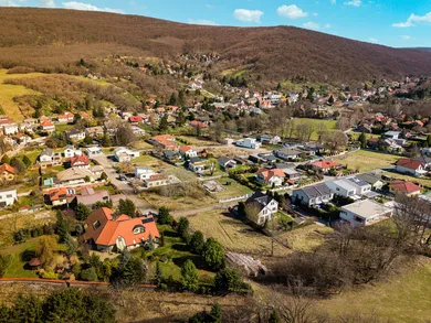 Na predaj pozemok v Bratislava-Devínska Nová Ves · €369 990 · Pôvodný stav