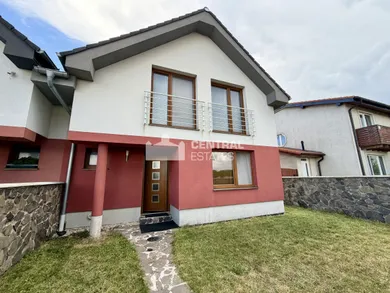Na predaj 5-izbový dom, 165 m², Rovinka, Orechová