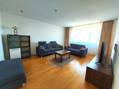 Квартири в оренду, 3-кімнатні, Košice-Západ · €900