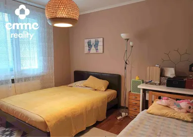 Na predaj 4-izbový byt, 80 m², Veľký Meder, Sídl. M. Corvina