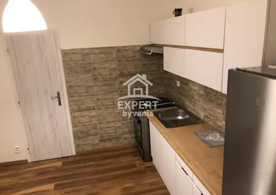 Mieszkania na sprzedaż, 2-pokojowe, Nitra · €172 000