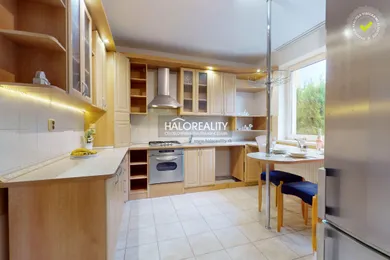 Na predaj 1-izbový byt, 46 m², Bratislava-Devínska Nová Ves