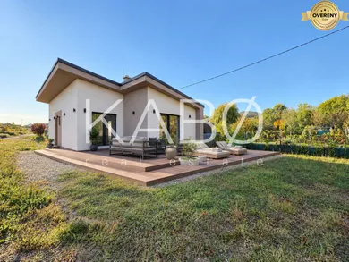 Domy na predaj, Štitáre · €249 900