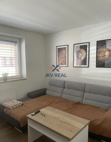 Na predaj 3-izbový byt, 78 m², Banská Bystrica, Podlavická cesta