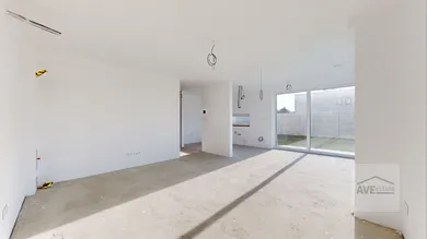 Domy na predaj 5-izbový, Horné Saliby · €239 900