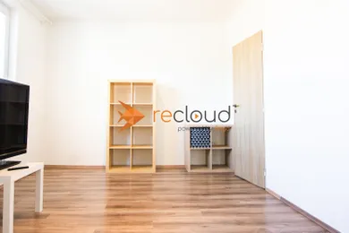 Byty na predaj 3-izbový, Prievidza · €107 000