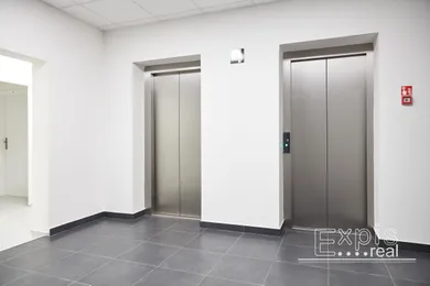Na prenájom komerčné, 15 m², Bratislava-Dúbravka, Polianky