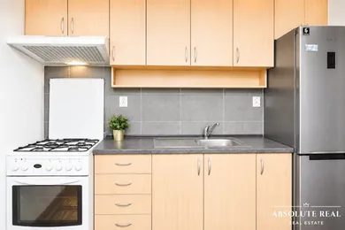 Na prenájom 1-izbový byt, 42 m², Bratislava-Ružinov, Vlčie hrdlo