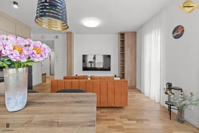 Byty na prenájom 3-izbový, Bratislava-Staré Mesto · €1 300