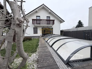 Domy na predaj 4-izbový, Bernolákovo · €399 000
