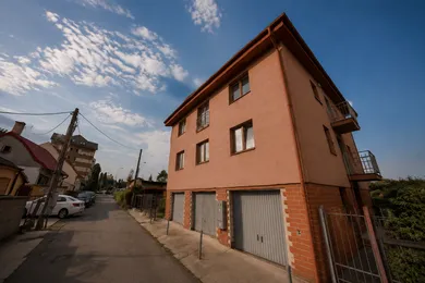 Domy na sprzedaż, Bratislava-Ružinov · €730 000