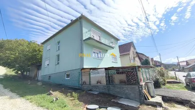 Na predaj dom, 421 m², Horná Ves