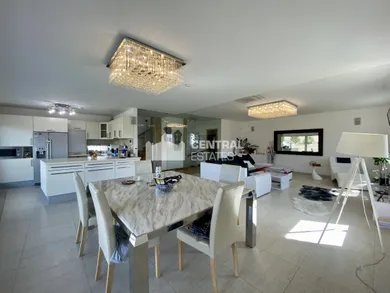 Na prenájom dom v Bratislava-Nové Mesto · €2 500 · Novostavba
