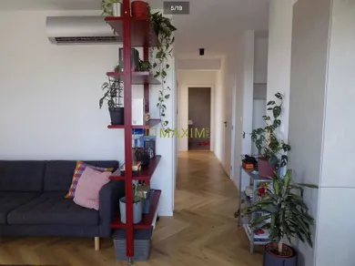 Na predaj 3-izbový byt, 76 m², Stupava, Dlhá