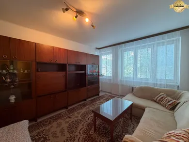 Na prenájom 1-izbový byt, 34 m², Piešťany, Royova