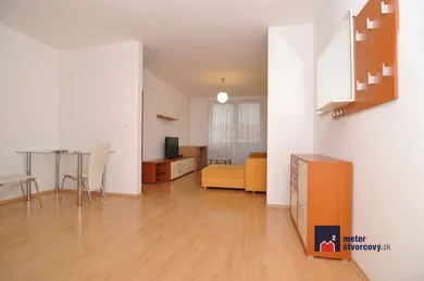 Na prenájom 2-izbový byt, 54 m², Žilina, M. R. Štefánika