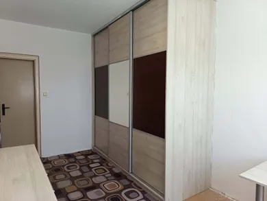 Na prenájom 2-izbový byt, 49 m², Brezno