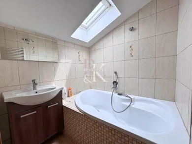 Na predaj objekt v Moravany nad Váhom · €295 000 · Pôvodný stav