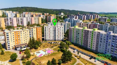 Na predaj 4-izbový byt, 79 m², Trenčín, Halalovka