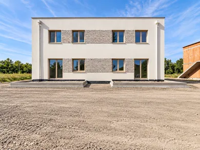 Na predaj 3-izbový byt, 80 m², Gabčíkovo