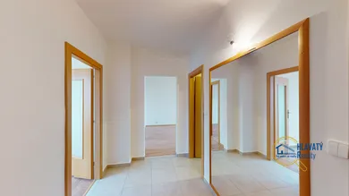 Na predaj 3-izbový byt, 72 m², Šaľa, Čsl. armády