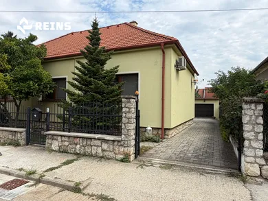 Domy na sprzedaż, 3-pokojowe, Trnava · €480 000