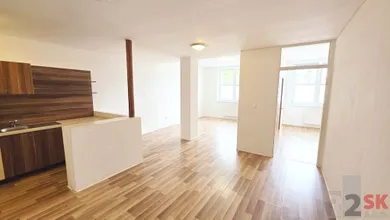 Na prenájom 2-izbový byt, 65 m², Žilina, Bytčická
